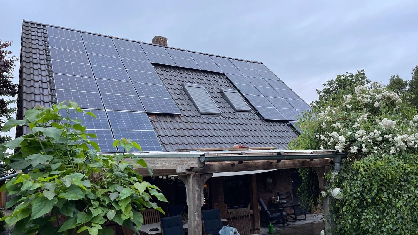 Referenz: Photovoltaik-Installation in Queransicht